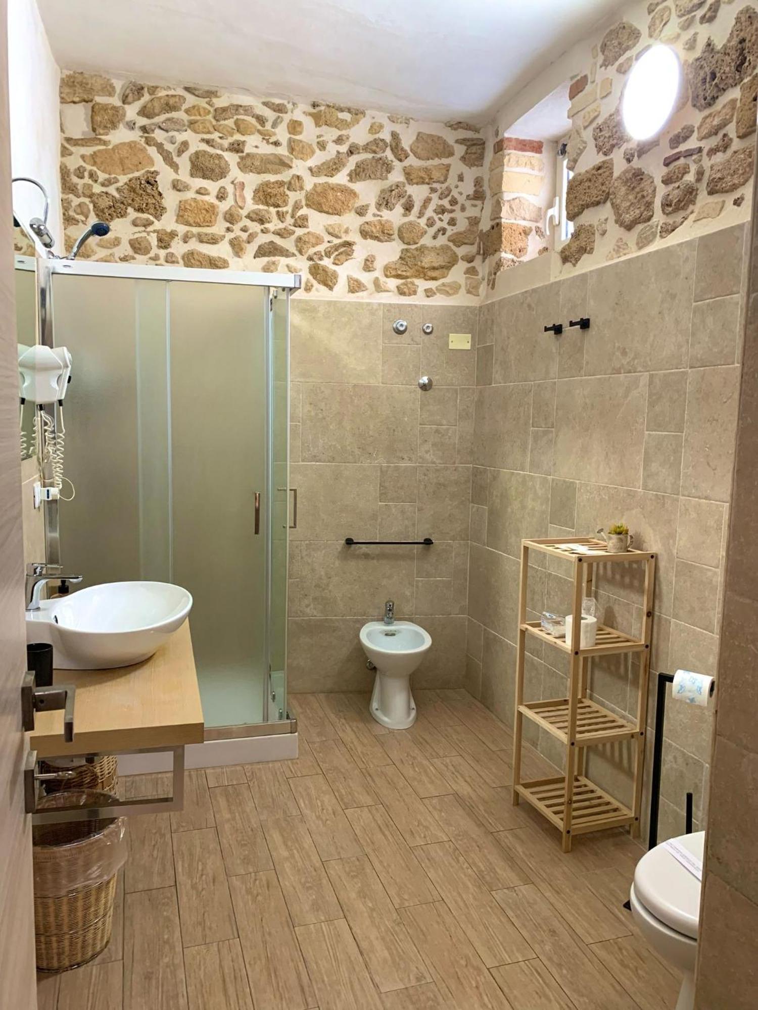 B&B Vinci Noto Exterior photo
